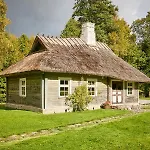 Wonderful Cozy With A View Of Sheep *